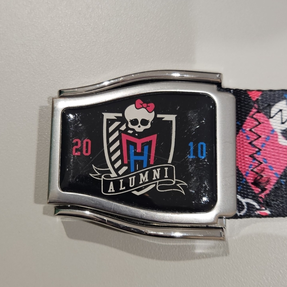 **SOLD** Monster High Argyle Skullette Seatbelt Belt (2023) - Picture 7 of 9